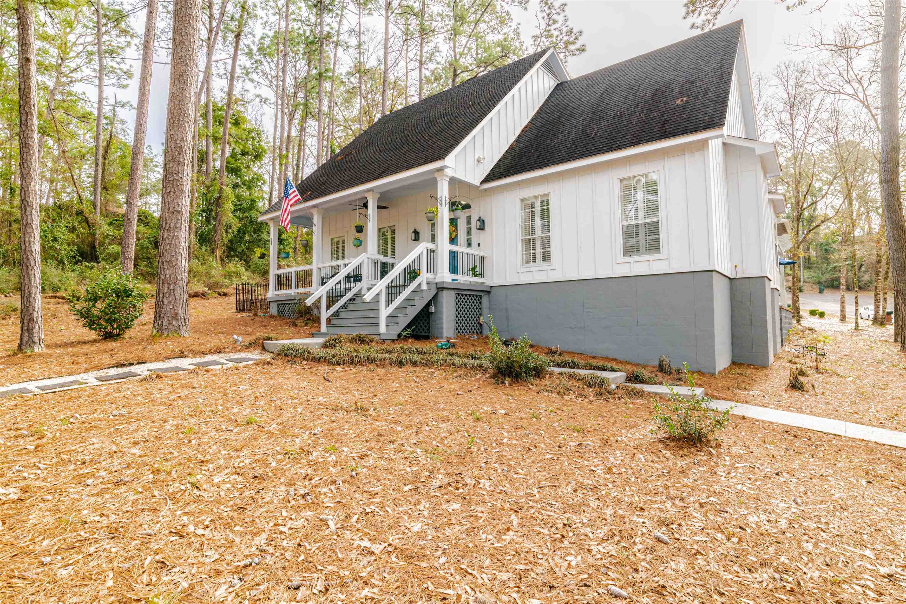 617 Ridgewood Drive Daphne, AL 36526 - Photo 2 of 39
