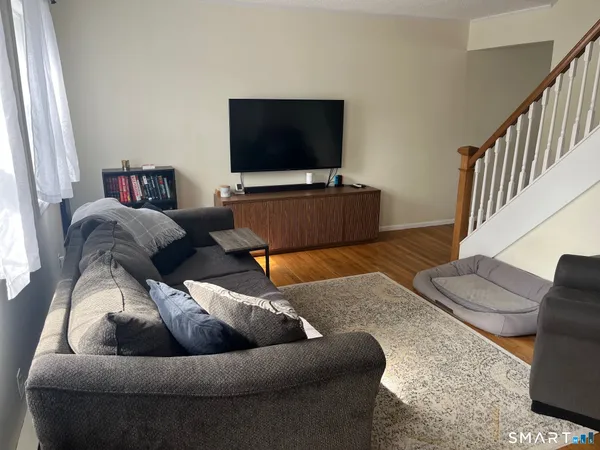 $2,700 | 1283 Hope Street, Unit 5, Stamford, CT 06907