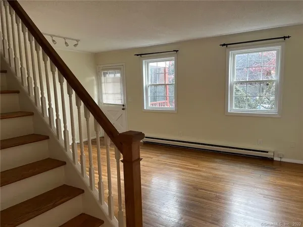 $2,700 | 1283 Hope Street, Unit 5, Stamford, CT 06907