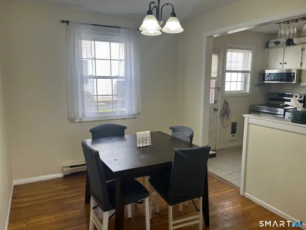 $2,700 | 1283 Hope Street, Unit 5, Stamford, CT 06907