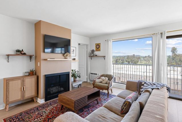 $499,000 | 2348 La Costa Avenue, Unit 305, Carlsbad, CA 92009