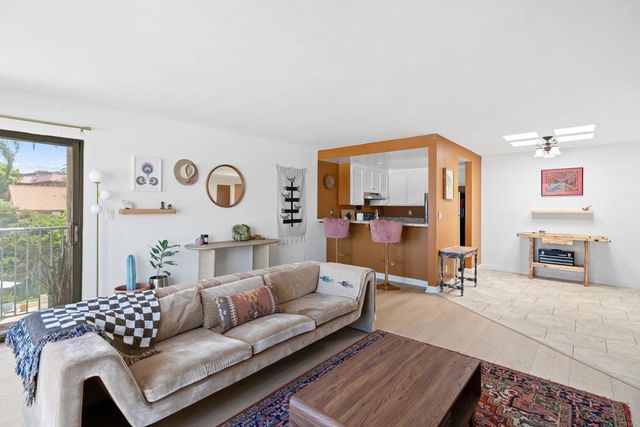 $499,000 | 2348 La Costa Avenue, Unit 305, Carlsbad, CA 92009