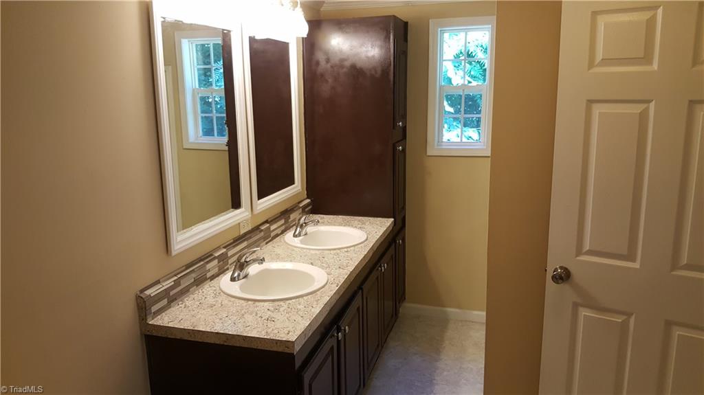 105 Kiger Farm Road Winston-Salem, NC 27105 - Photo 11 of 18 Gallery Image 11