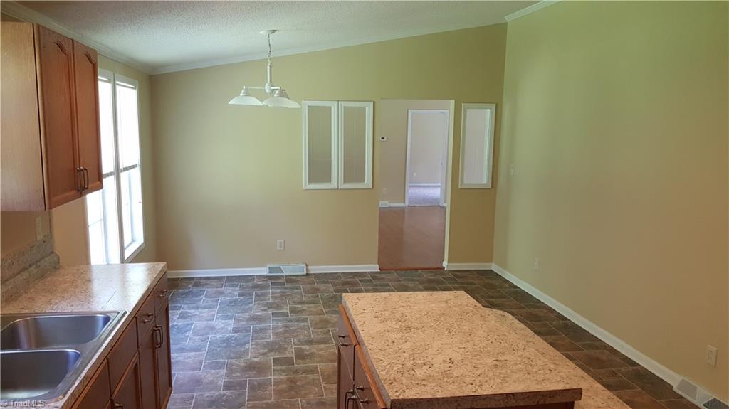 105 Kiger Farm Road Winston-Salem, NC 27105 - Photo 7 of 18 Gallery Image 7