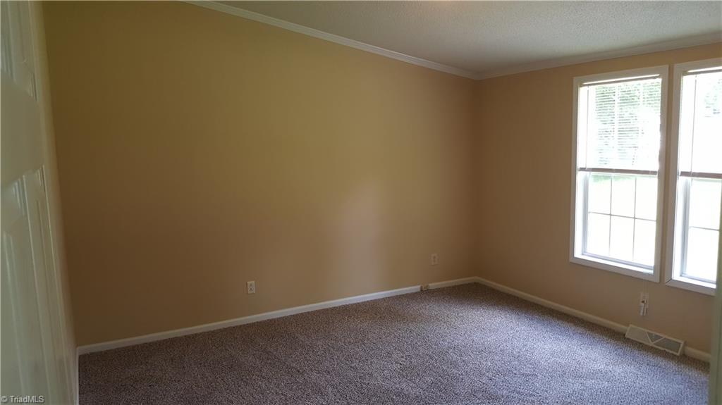 105 Kiger Farm Road Winston-Salem, NC 27105 - Photo 8 of 18 Gallery Image 8