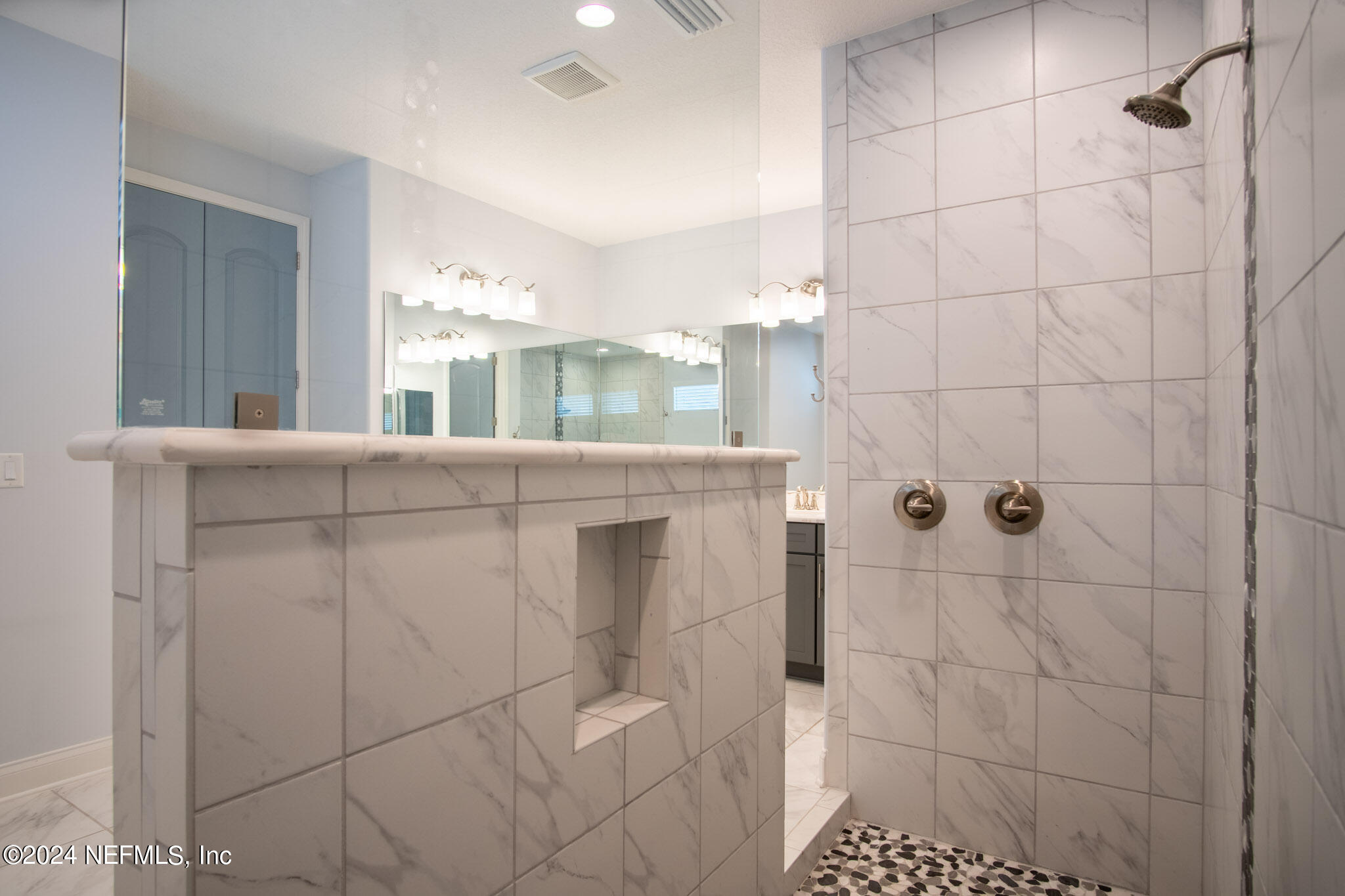 375 Silver Pine Drive St. Augustine, FL 32092 - Photo 32 of 84 a bathroom with a shower