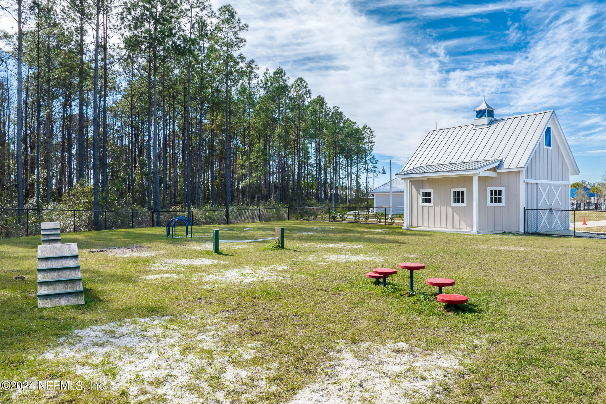 375 Silver Pine Drive St. Augustine, FL 32092 - Photo 80 of 84 a view of a house with swimming pool and sitting area