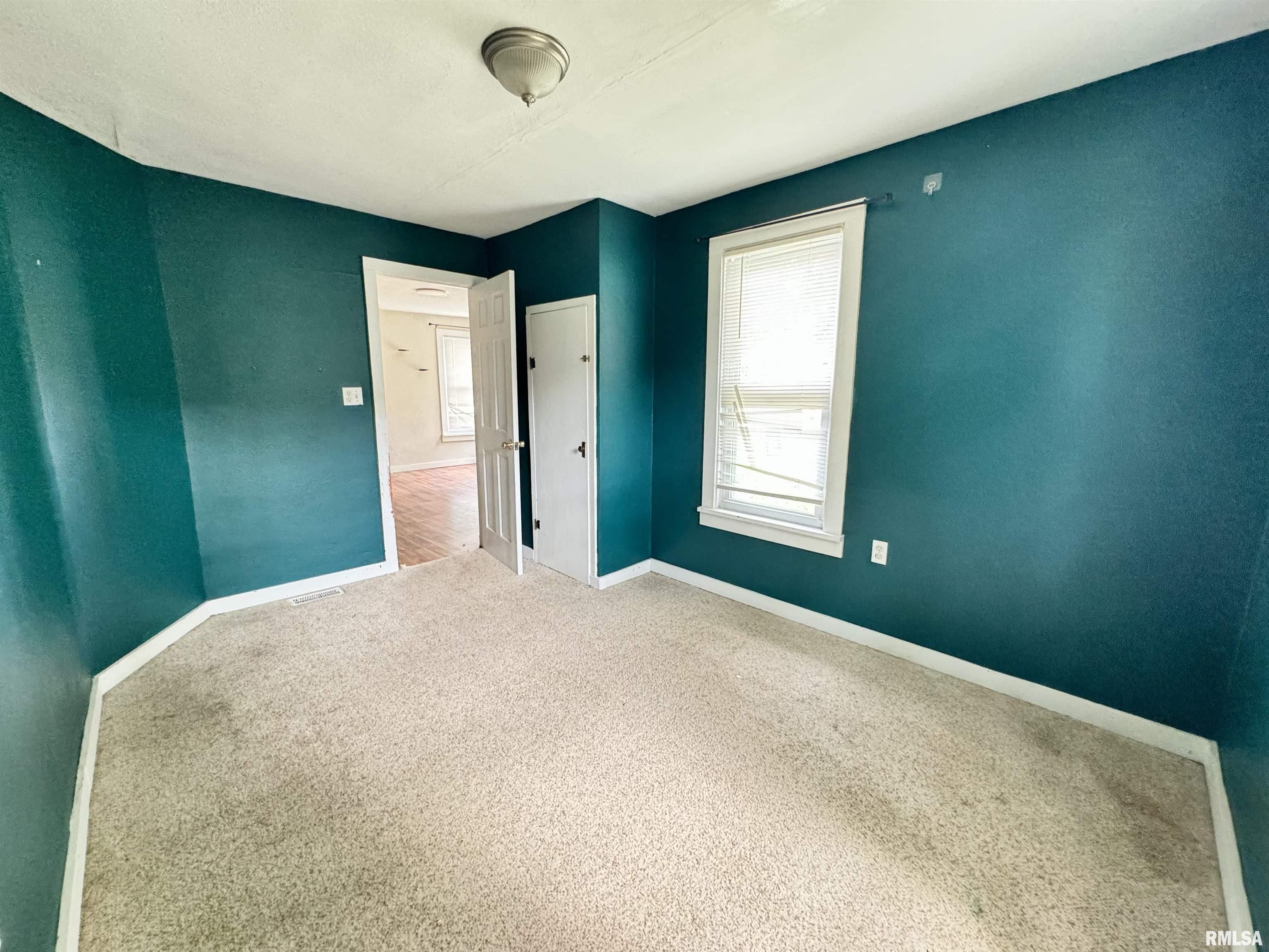 220 East Washington Mount Sterling, IL 62353 - Photo 6 of 16