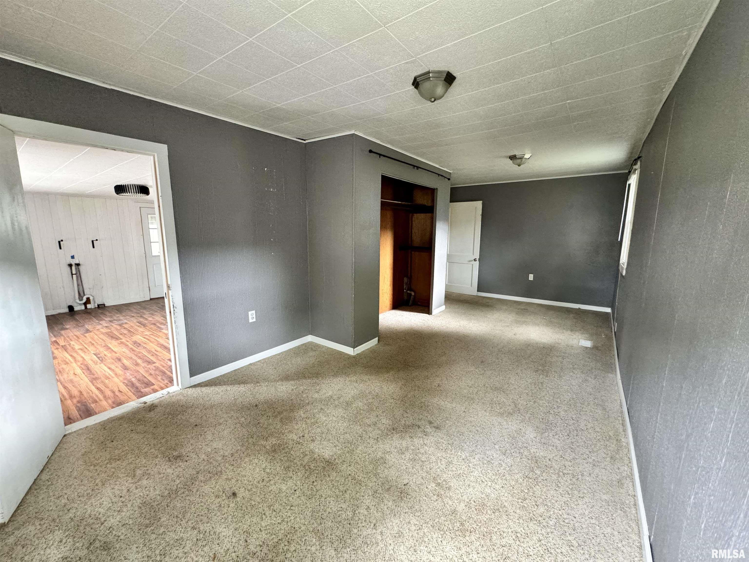 220 East Washington Mount Sterling, IL 62353 - Photo 10 of 16