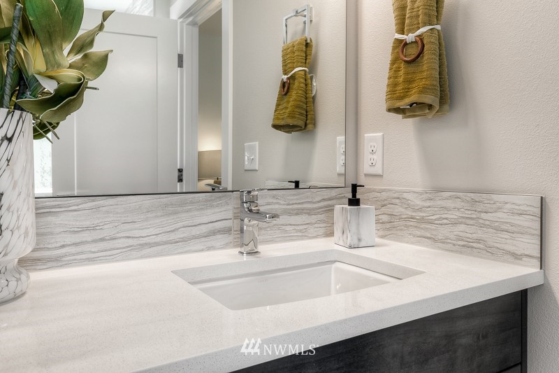 22254 9th Lane Southeast, Unit 2S Bothell, WA 98021 - Photo 17 of 25