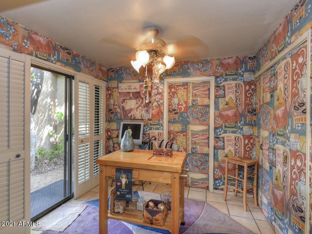 4446 East Camelback Road, Unit 109 Phoenix, AZ 85018 - Photo 11 of 29 Breakfast Nook