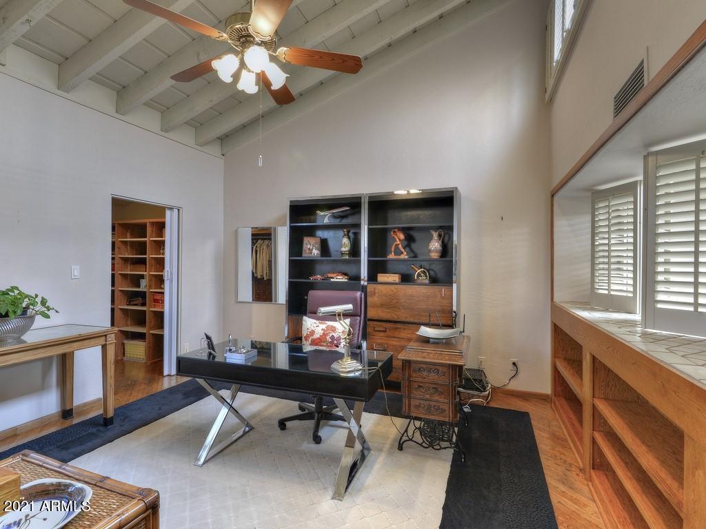 4446 East Camelback Road, Unit 109 Phoenix, AZ 85018 - Photo 16 of 29 Loft