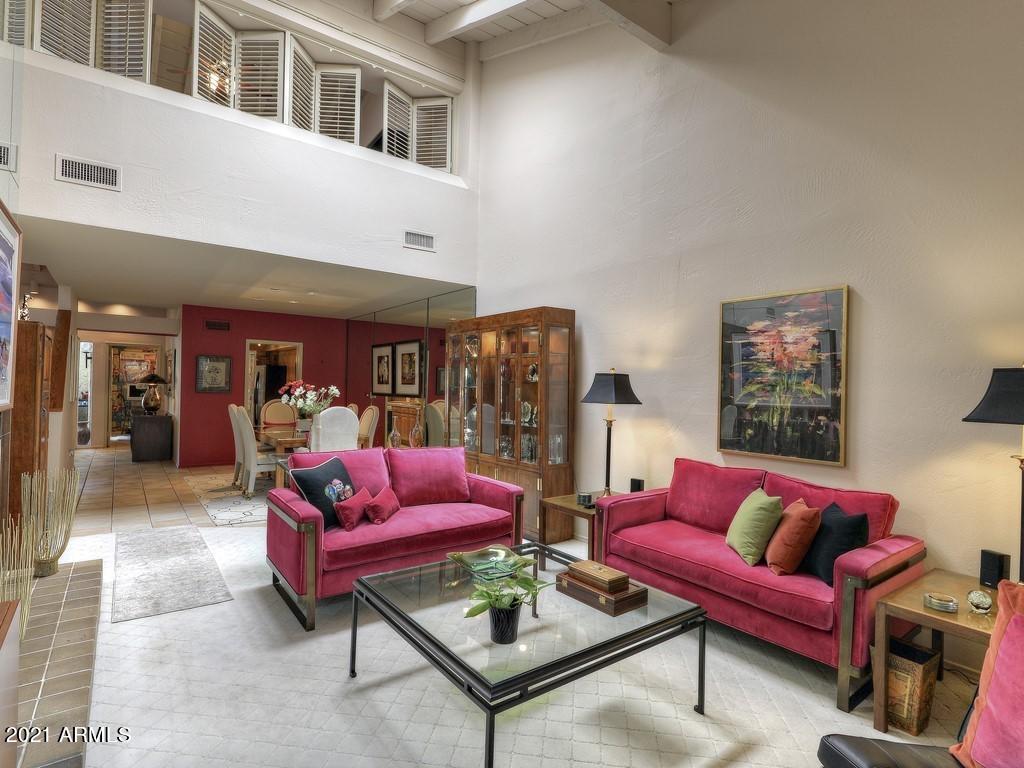 4446 East Camelback Road, Unit 109 Phoenix, AZ 85018 - Photo 9 of 29 Great Room