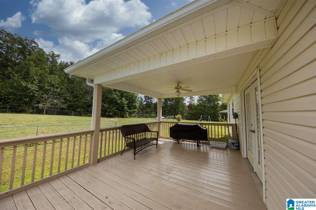 1145 Armstrong Loop Hayden, AL 35079 - Photo 8 of 43