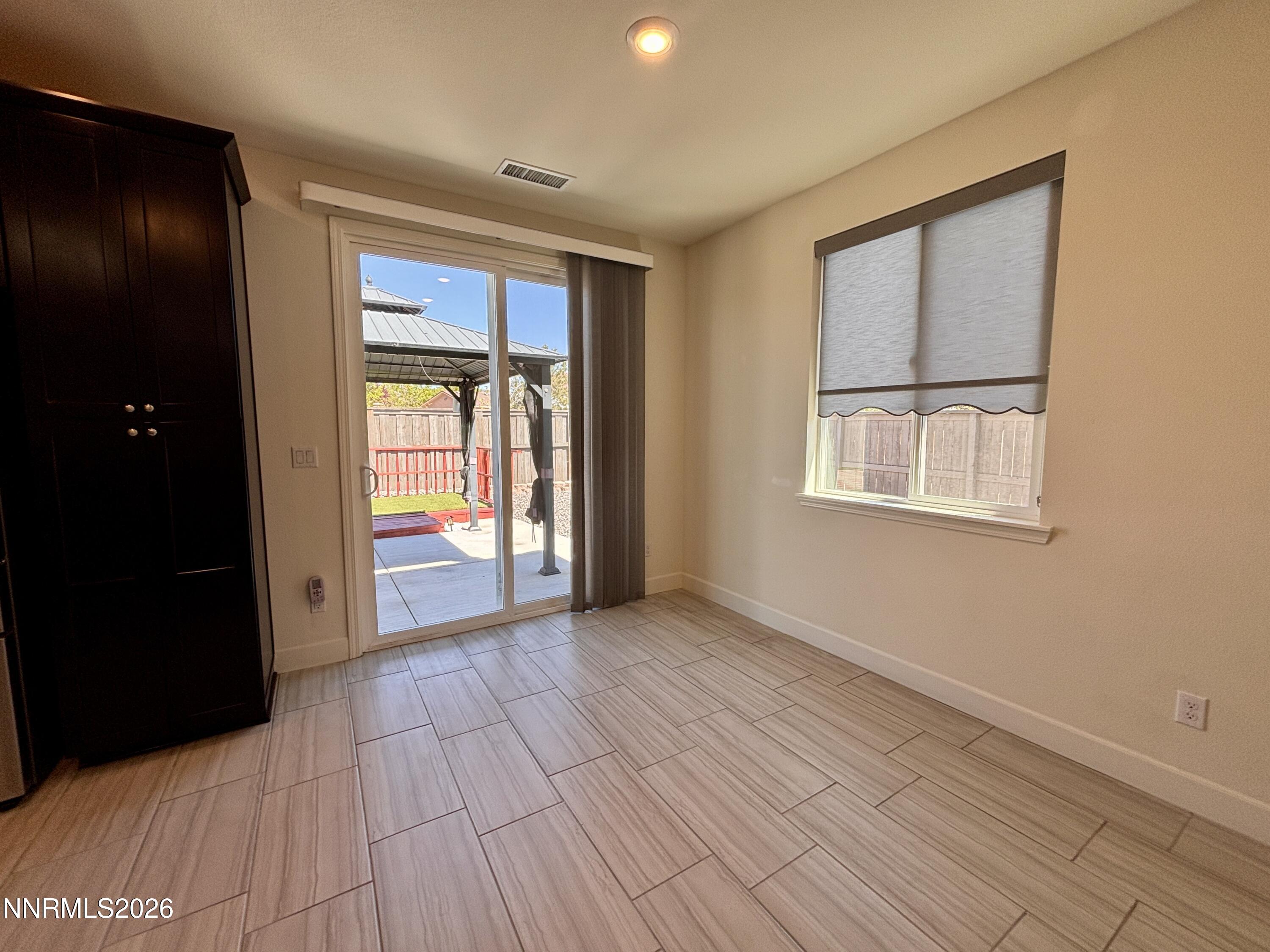 2093 Marcus Way Sparks, NV 89436 - Photo 7 of 25 IMG_5809