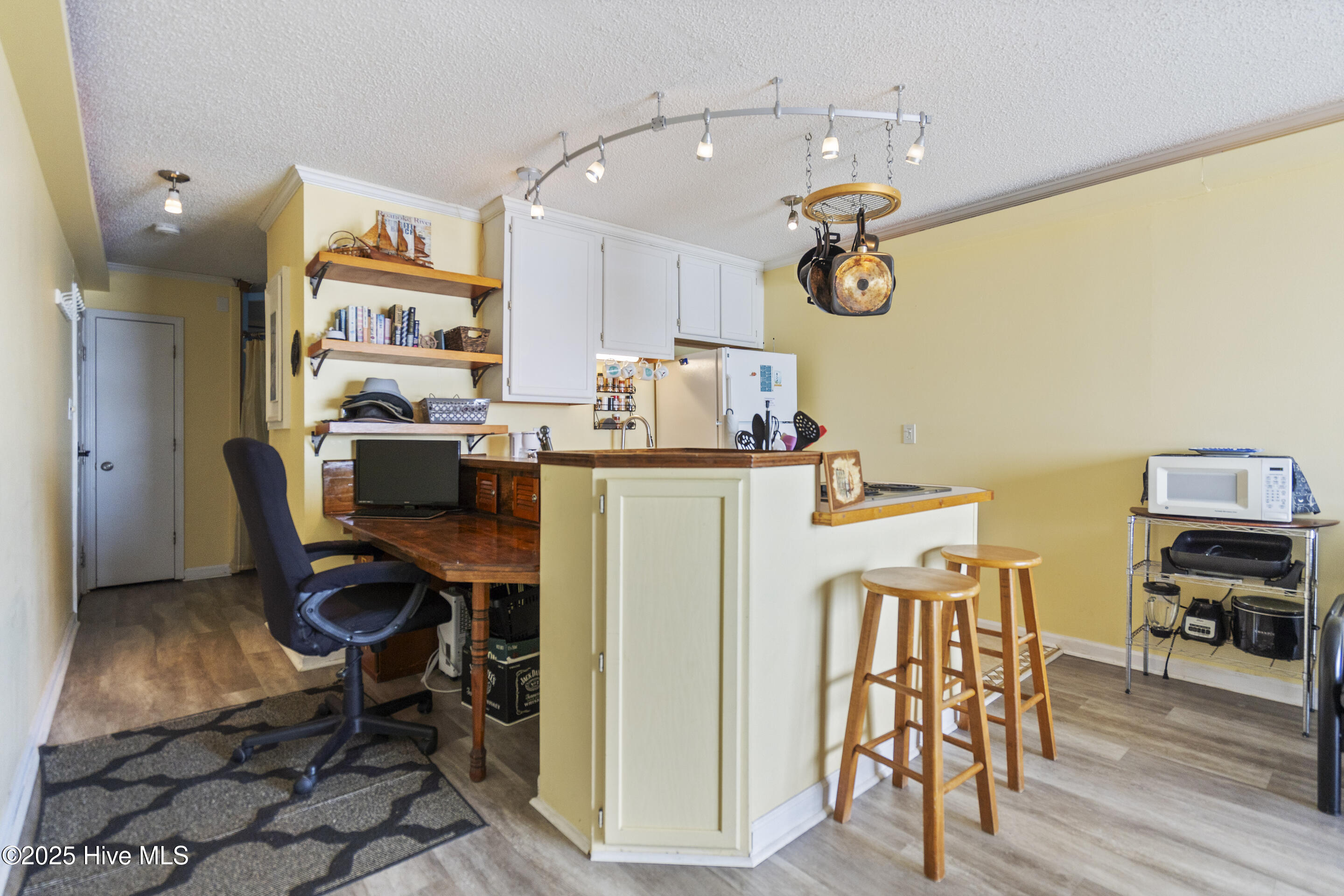 2264 New River Inlet Road, Unit 304 North Topsail Beach, NC 28460 - Photo 3 of 40 mls-DSC03383