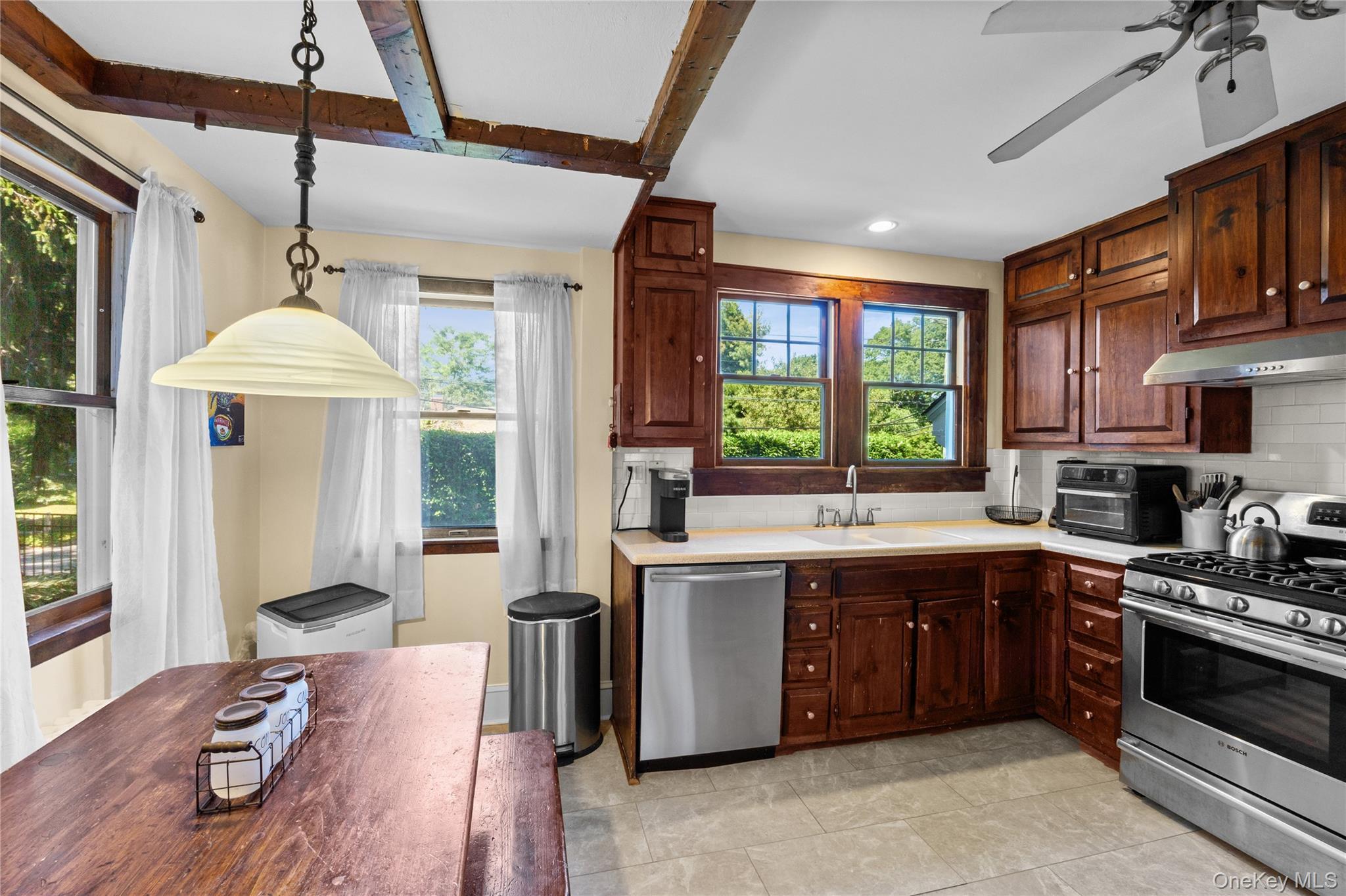 217 Soundview Road Huntington, NY 11743 - Photo 22 of 50