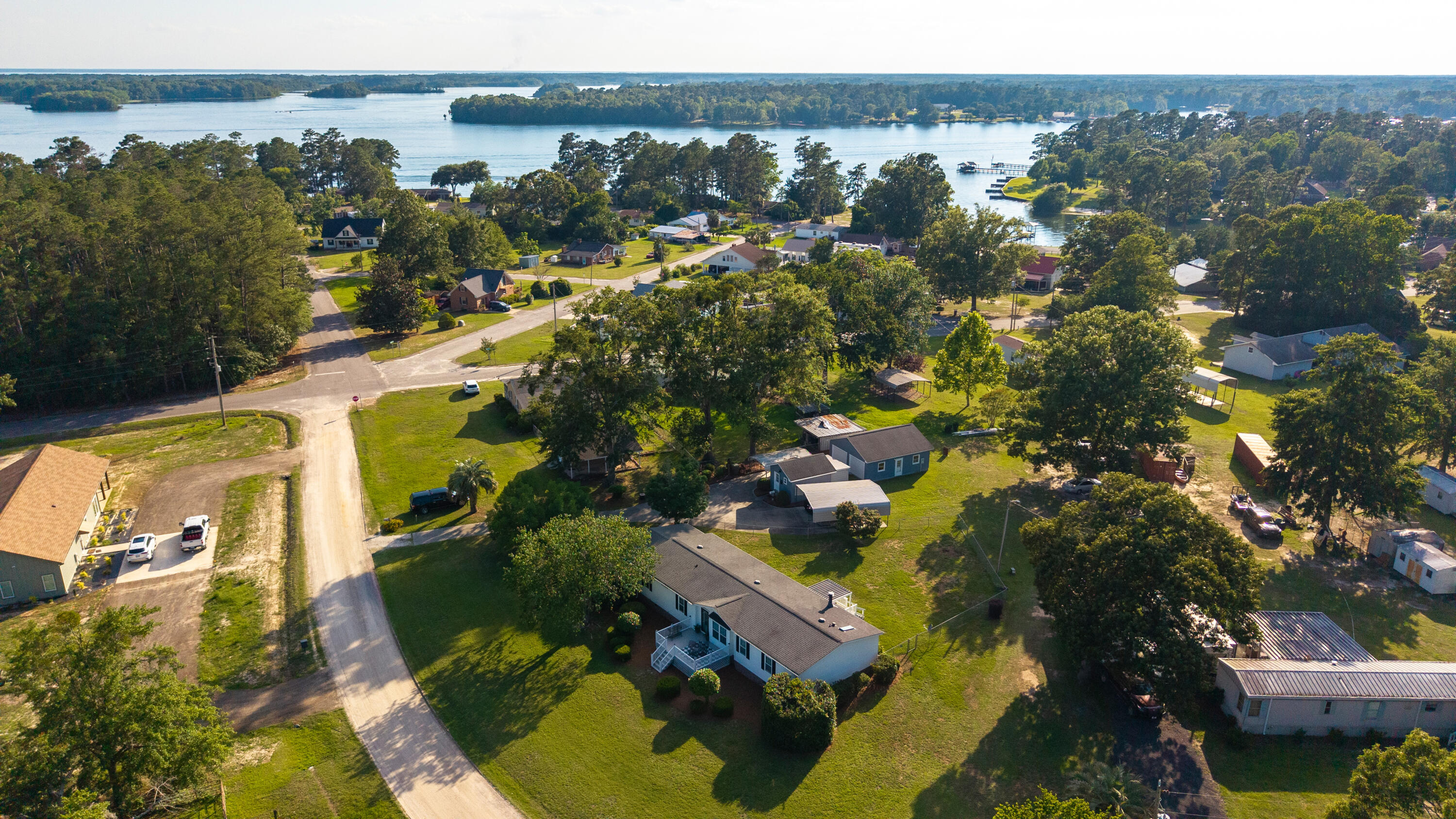 1294 Pond View Road Manning, SC 29102 - Photo 28 of 59