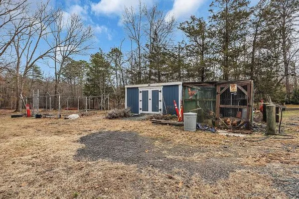 $765,000 | 292 Lanes Pond Road, Howell, NJ 07731