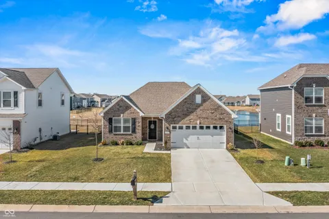 $329,900 | 6664 Dunkirk Drive, McCordsville, IN 46055