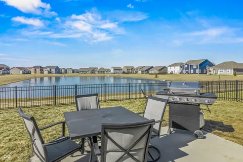 $329,900 | 6664 Dunkirk Drive, McCordsville, IN 46055