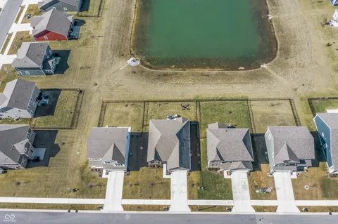 $329,900 | 6664 Dunkirk Drive, McCordsville, IN 46055