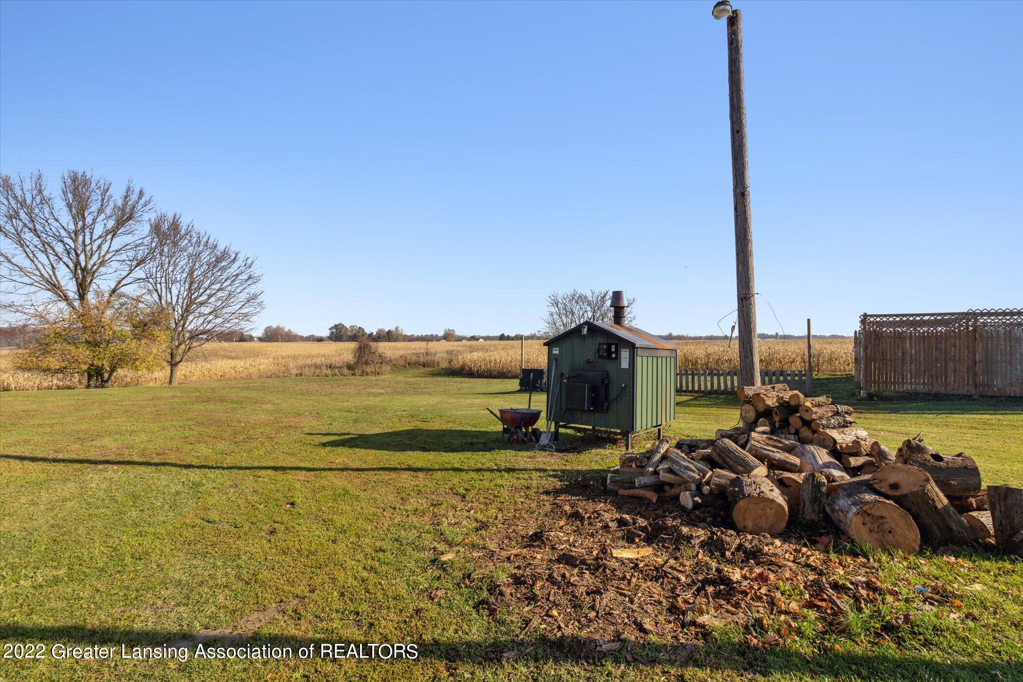 3227 Putnam Road Ovid, MI 48866 - Photo 62 of 64 63-Putnam-Rd-Laingsburg-MI-48848-WindowS