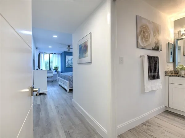 $6,000 | 522 Bayport Way, Unit 522, Longboat Key, FL 34228