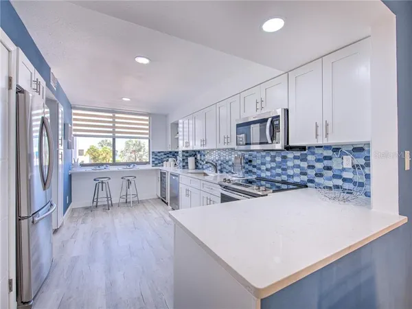 $6,000 | 522 Bayport Way, Unit 522, Longboat Key, FL 34228