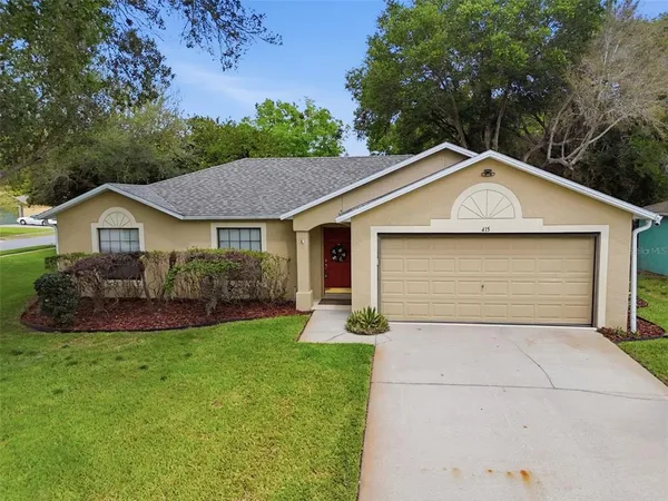 $285,000 | 415 Deanna Circle, DeLand, FL 32724