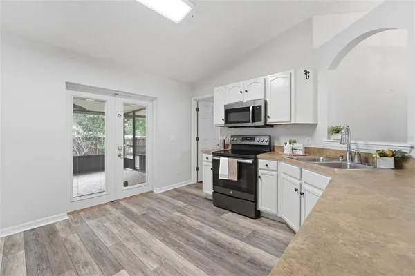 $285,000 | 415 Deanna Circle, DeLand, FL 32724