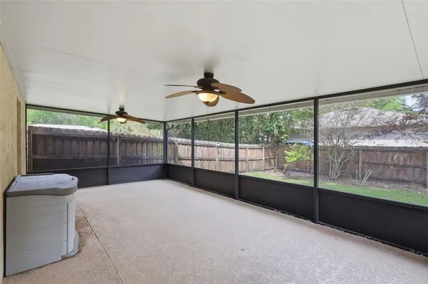 $285,000 | 415 Deanna Circle, DeLand, FL 32724