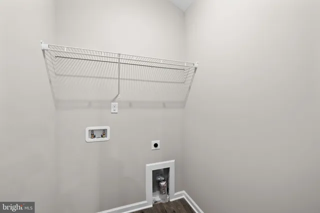 a view of small space with shelf