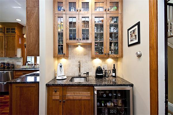 2 Langley Road Arlington, MA 02474 - Photo 8 of 17