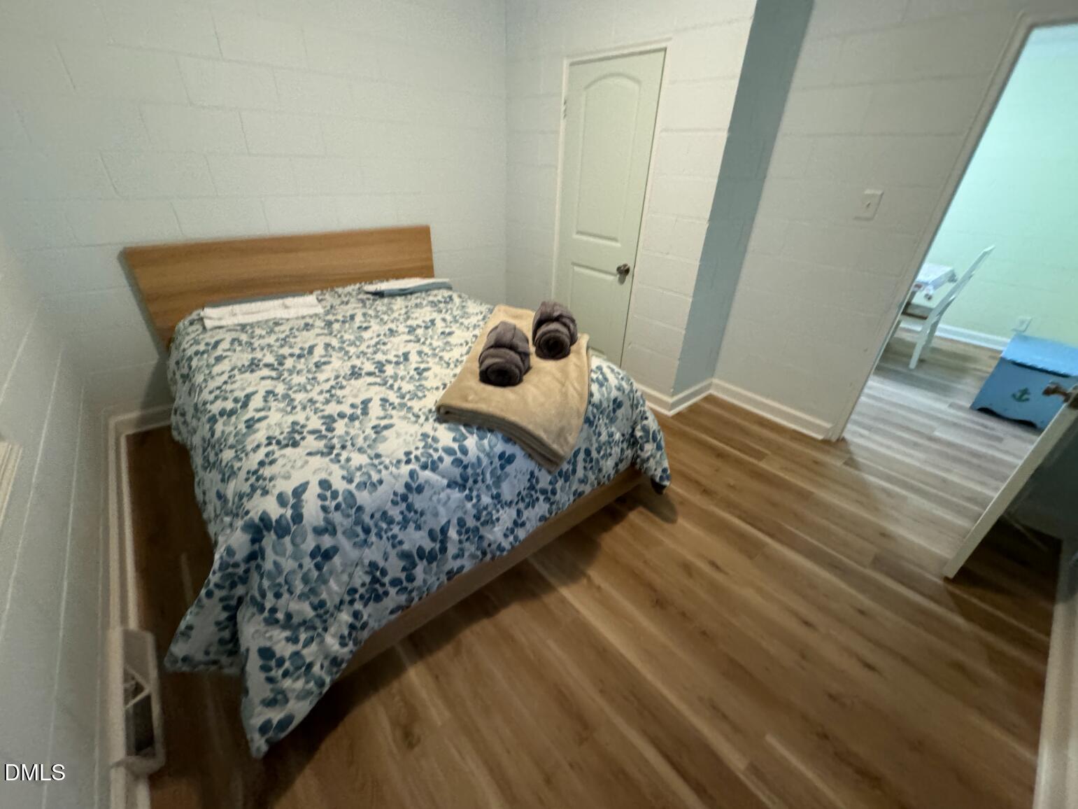 1305 Lynn Road Raleigh, NC 27612 - Photo 13 of 18 download (12)