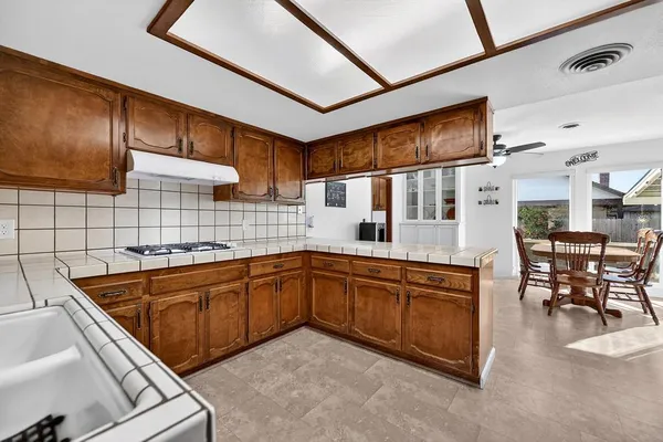 $550,000 | 1660 Stabler Lane, Yuba City, CA 95993