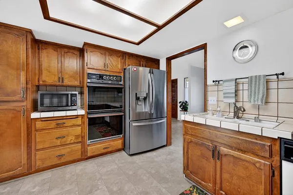 $550,000 | 1660 Stabler Lane, Yuba City, CA 95993