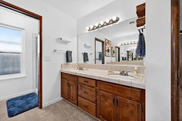 $550,000 | 1660 Stabler Lane, Yuba City, CA 95993