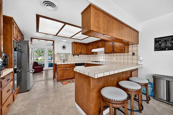 $550,000 | 1660 Stabler Lane, Yuba City, CA 95993