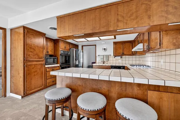 $550,000 | 1660 Stabler Lane, Yuba City, CA 95993