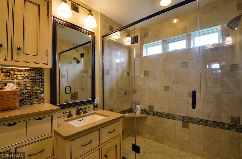 5314 Connemara Drive Northeast Rochester, MN 55906 - Photo 14 of 30