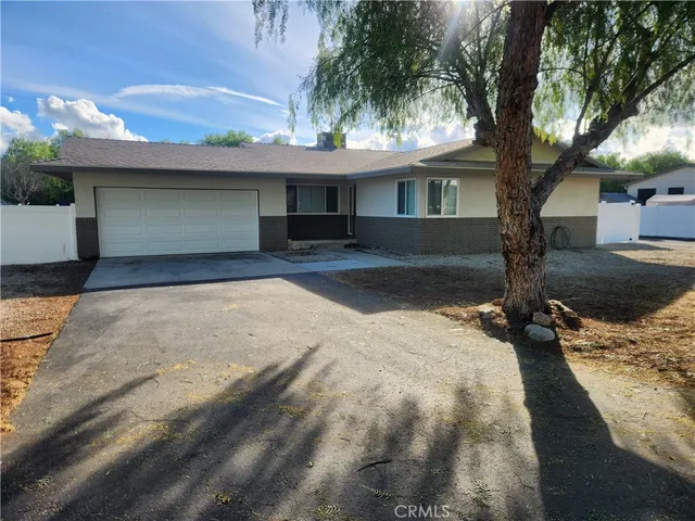 $2,700 | 6265 West Stetson Avenue, Hemet, CA 92545