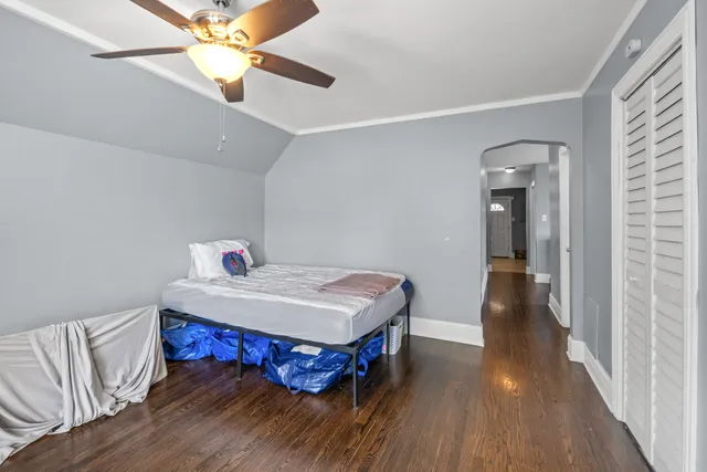 $285,000 | 10044 South La Salle Street, Chicago, IL 60628