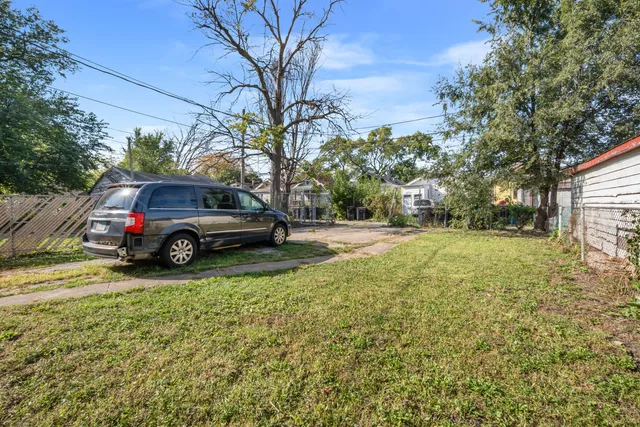 $285,000 | 10044 South La Salle Street, Chicago, IL 60628