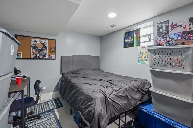 $285,000 | 10044 South La Salle Street, Chicago, IL 60628