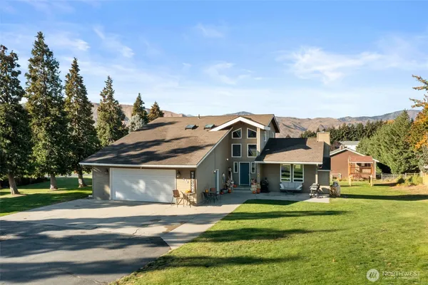 $899,900 | 530 South Lynn Avenue, East Wenatchee, WA 98802