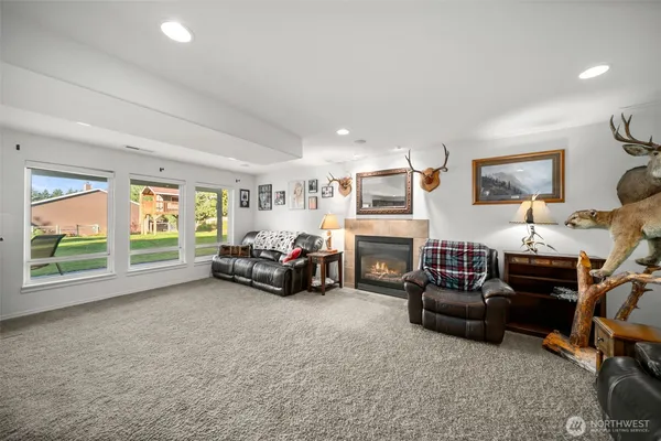 $899,900 | 530 South Lynn Avenue, East Wenatchee, WA 98802