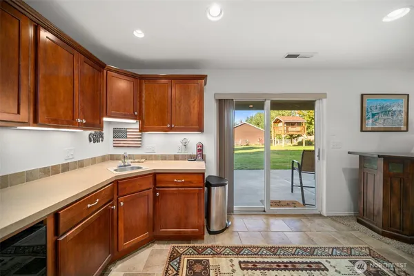 $899,900 | 530 South Lynn Avenue, East Wenatchee, WA 98802