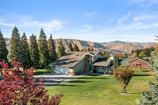 $899,900 | 530 South Lynn Avenue, East Wenatchee, WA 98802