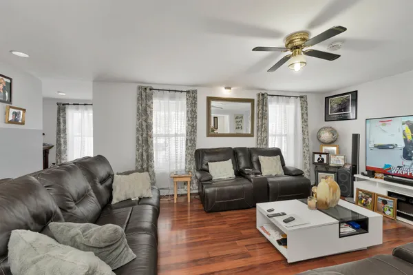 $550,000 | 5 Howard Street, Pembroke, NH 03275